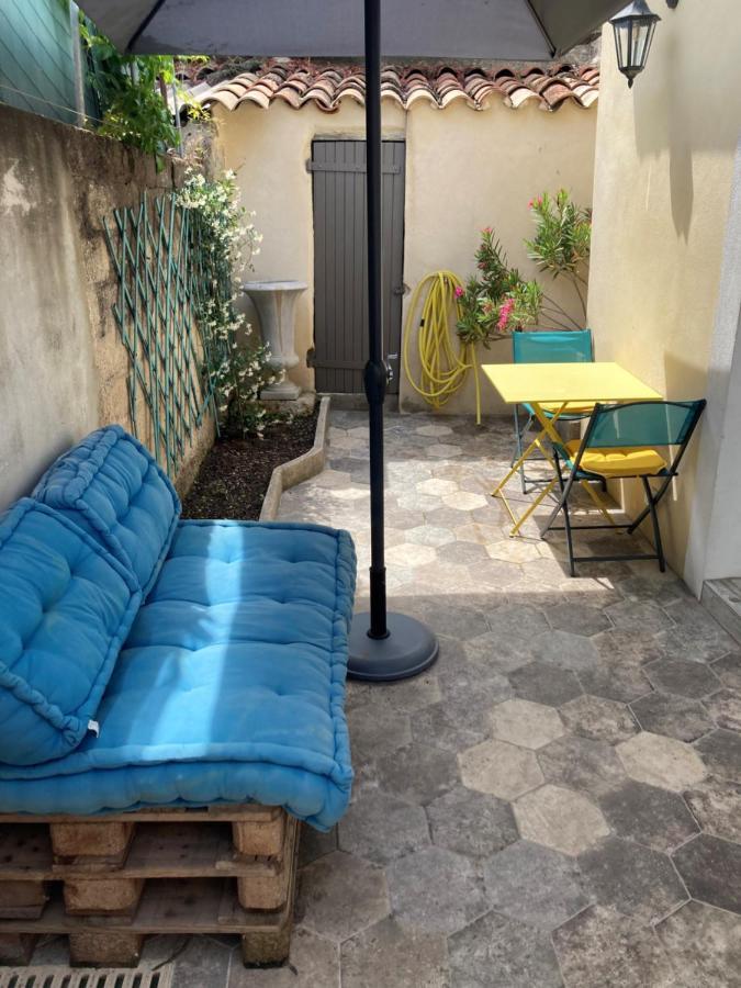 Le Studio D'Auguste- Coeur De Nimes-Chaleureux-Emplacement Ideal المظهر الخارجي الصورة