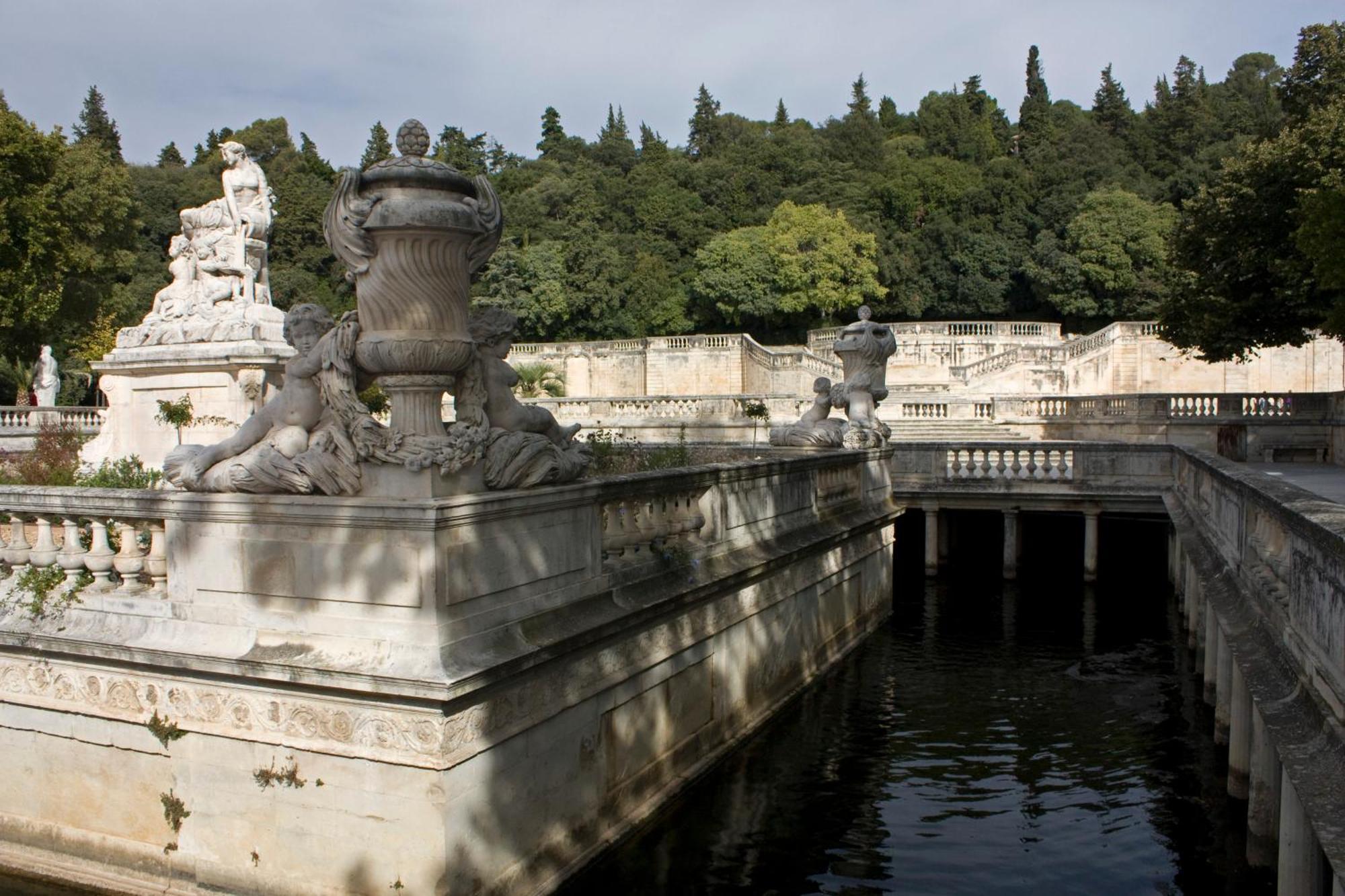 Le Studio D'Auguste- Coeur De Nimes-Chaleureux-Emplacement Ideal المظهر الخارجي الصورة